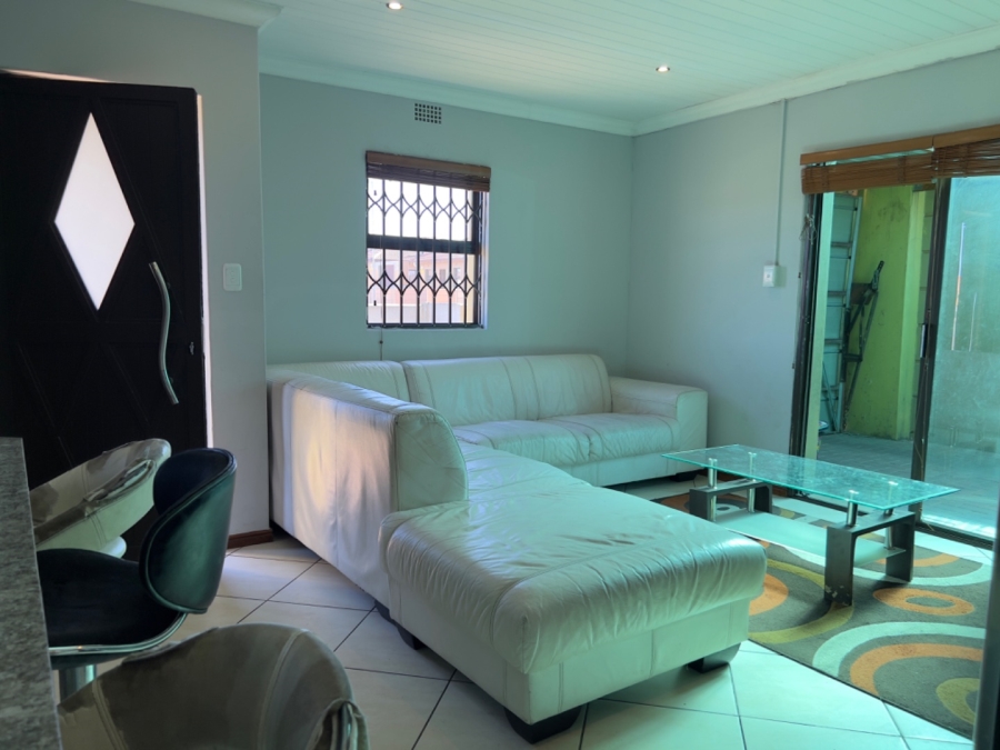 3 Bedroom Property for Sale in Hillcrest Heights Western Cape